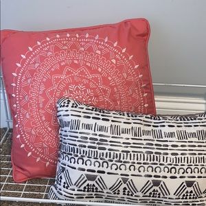 Pillow set